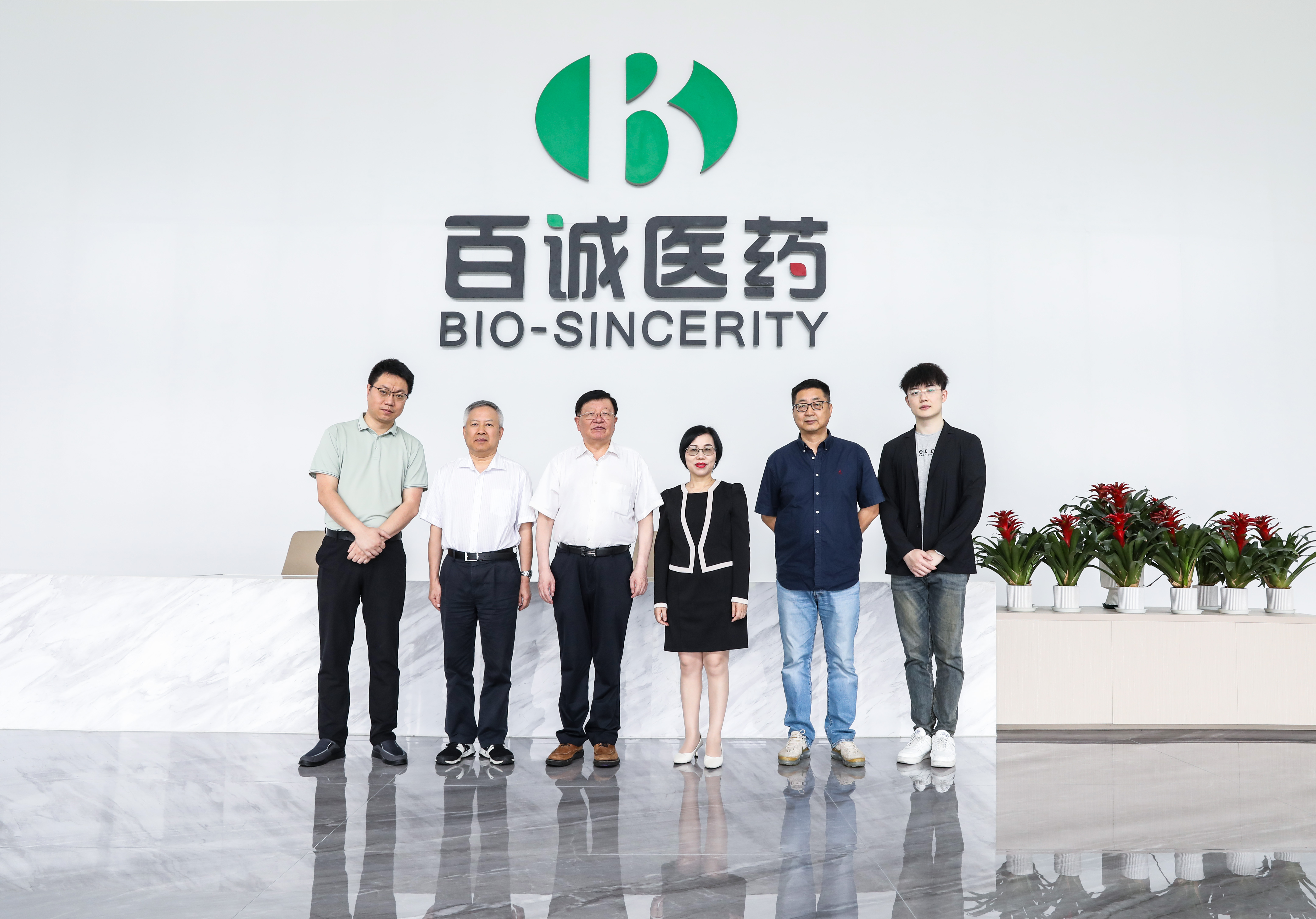 1717749429692115LpxD.jpg 2Z5A7843 (3).jpg