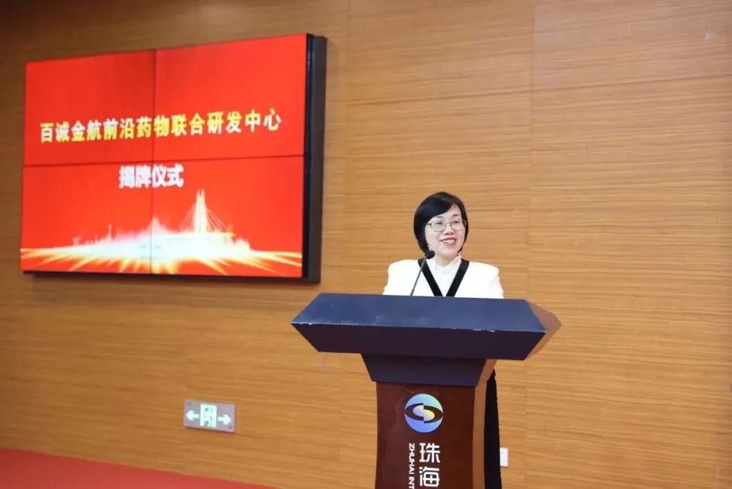 1735523806946659LBcs.jpg cbb0e5fac866b930d1df6e9c7b44a4de.jpg